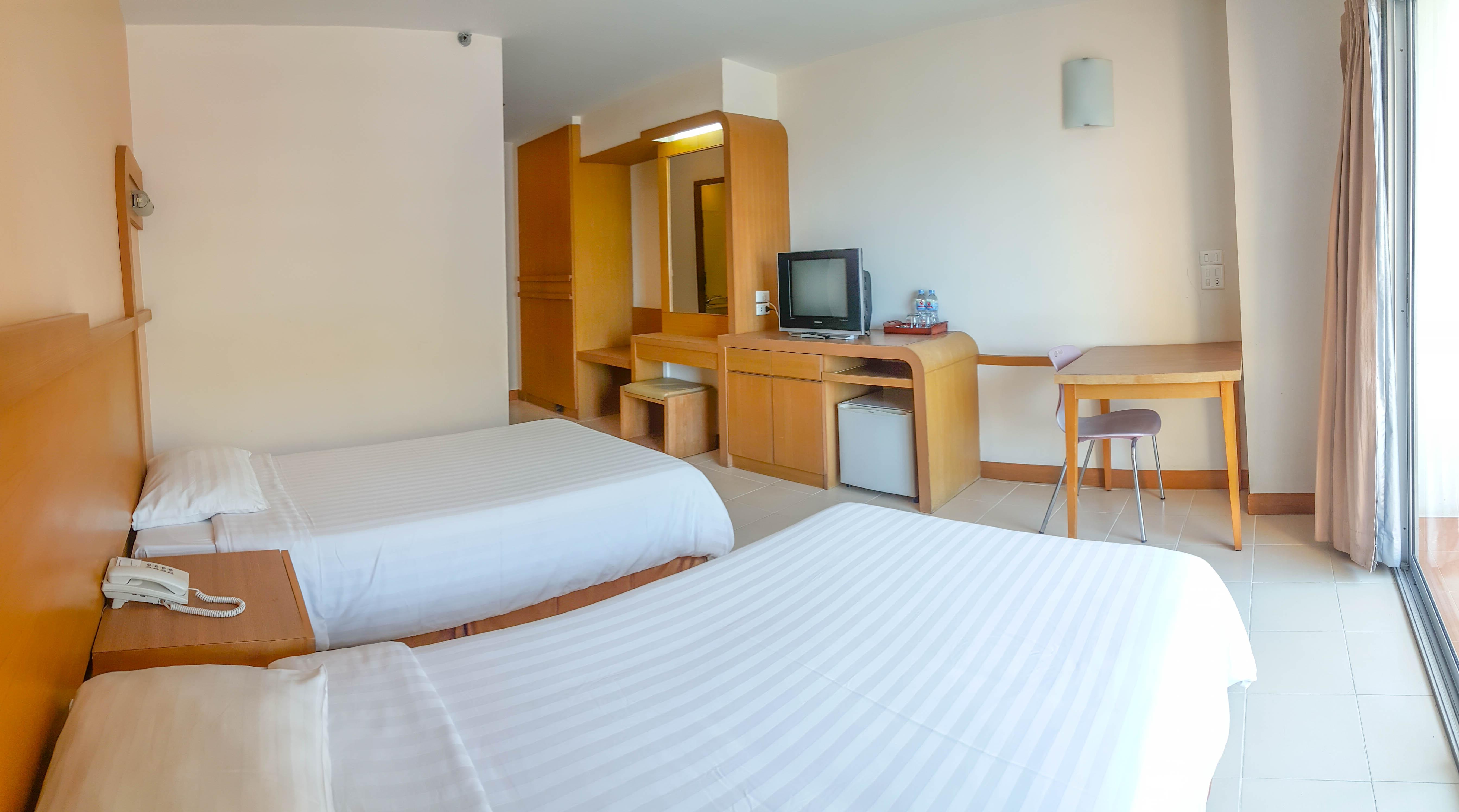 Eastiny Plaza Hotel Pattaya Esterno foto