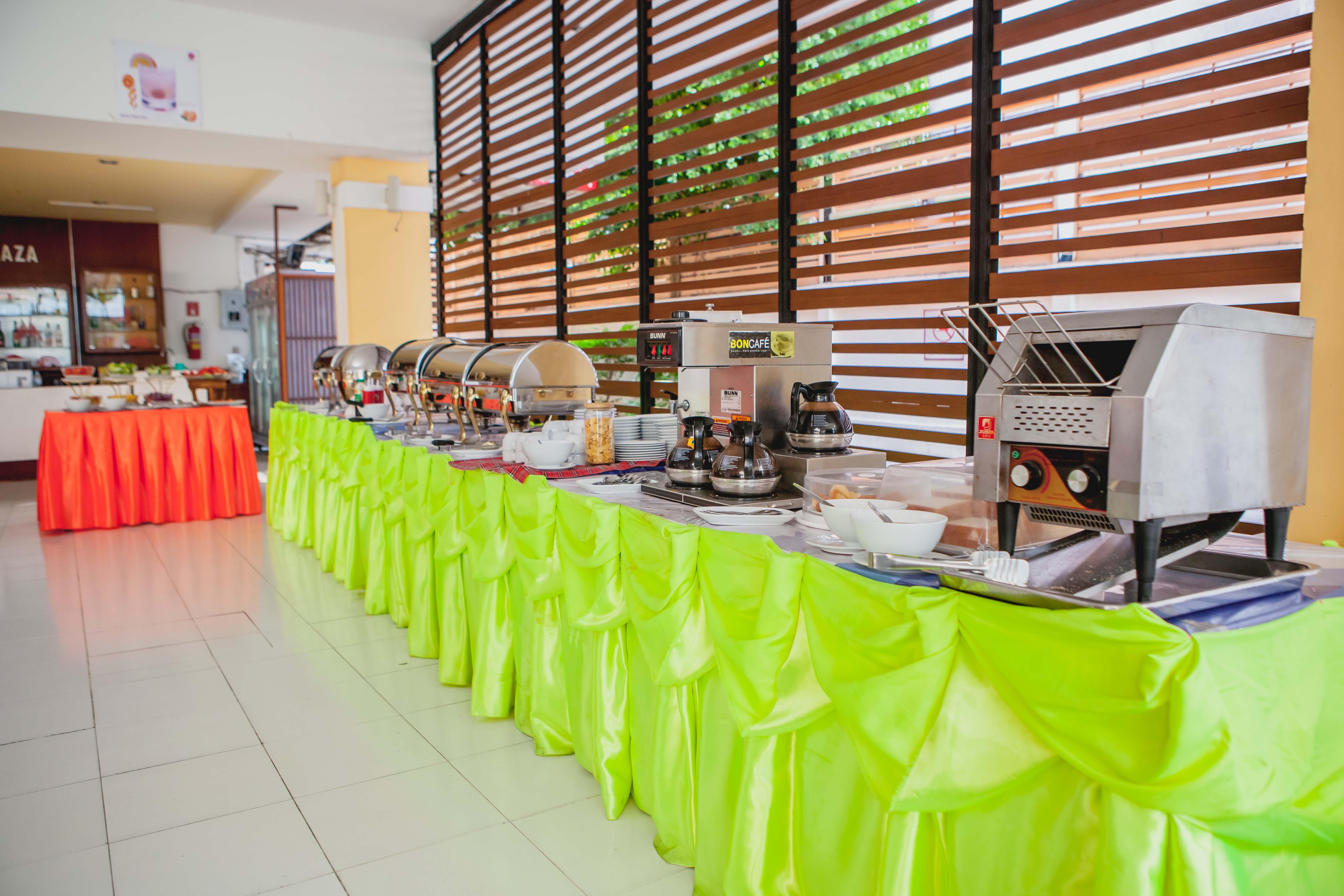 Eastiny Plaza Hotel Pattaya Esterno foto