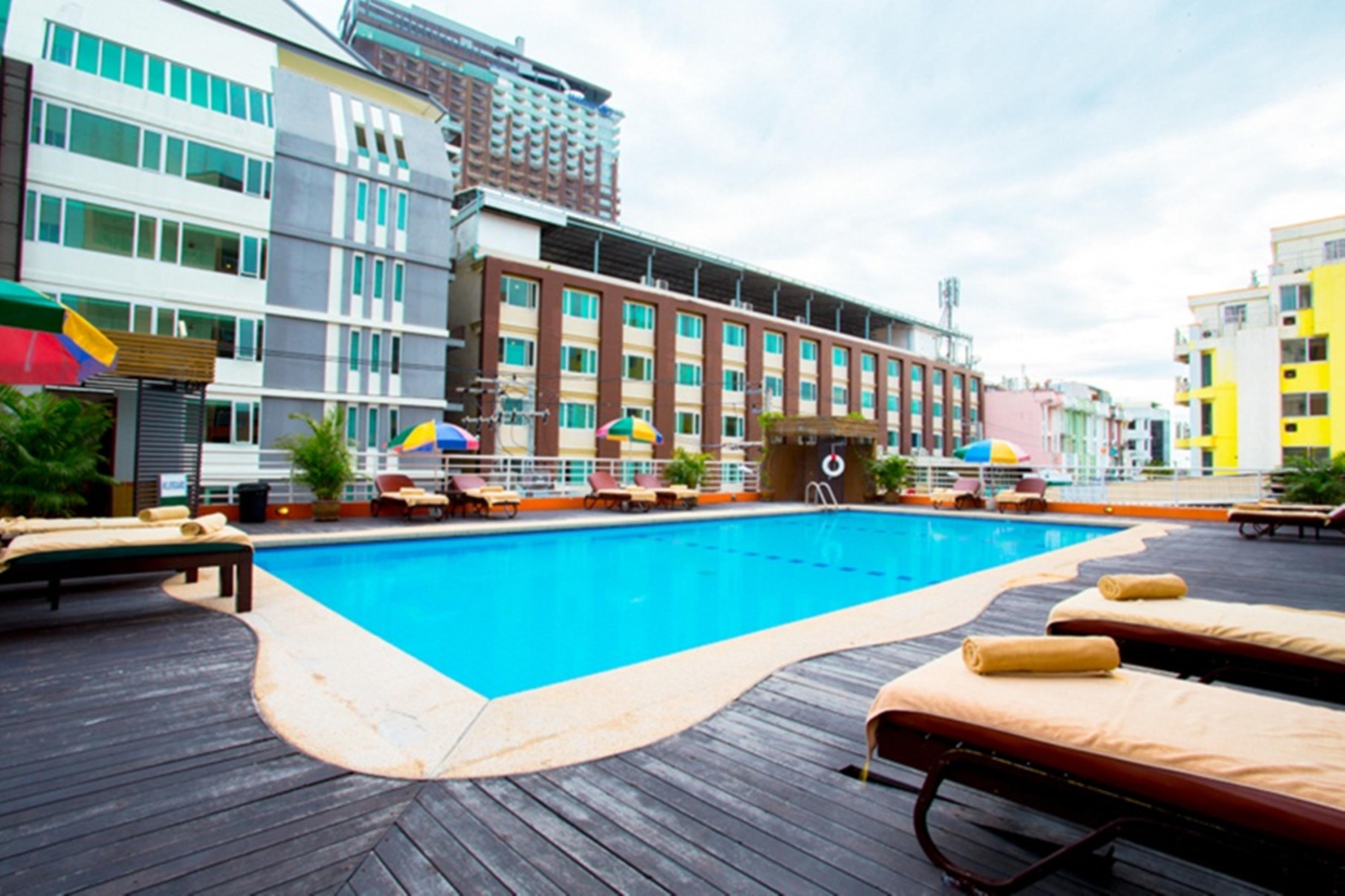 Eastiny Plaza Hotel Pattaya Esterno foto