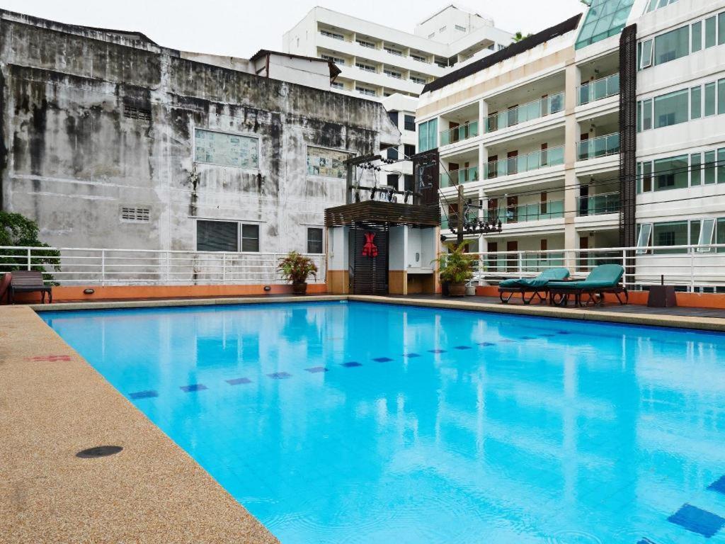 Eastiny Plaza Hotel Pattaya Esterno foto