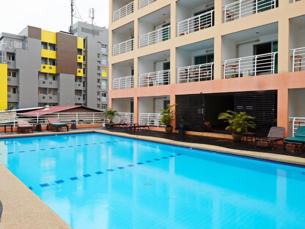Eastiny Plaza Hotel Pattaya Esterno foto