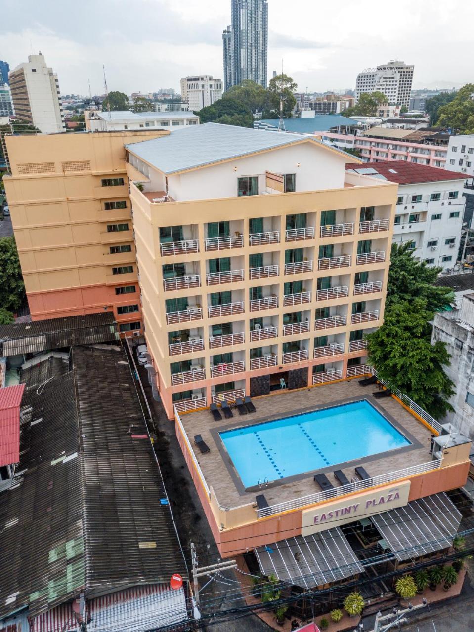 Eastiny Plaza Hotel Pattaya Esterno foto